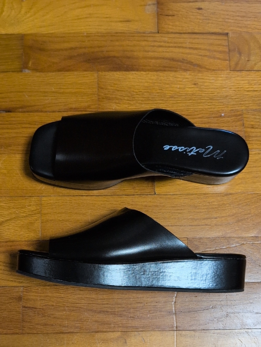 Matisse Lido Leather Slide